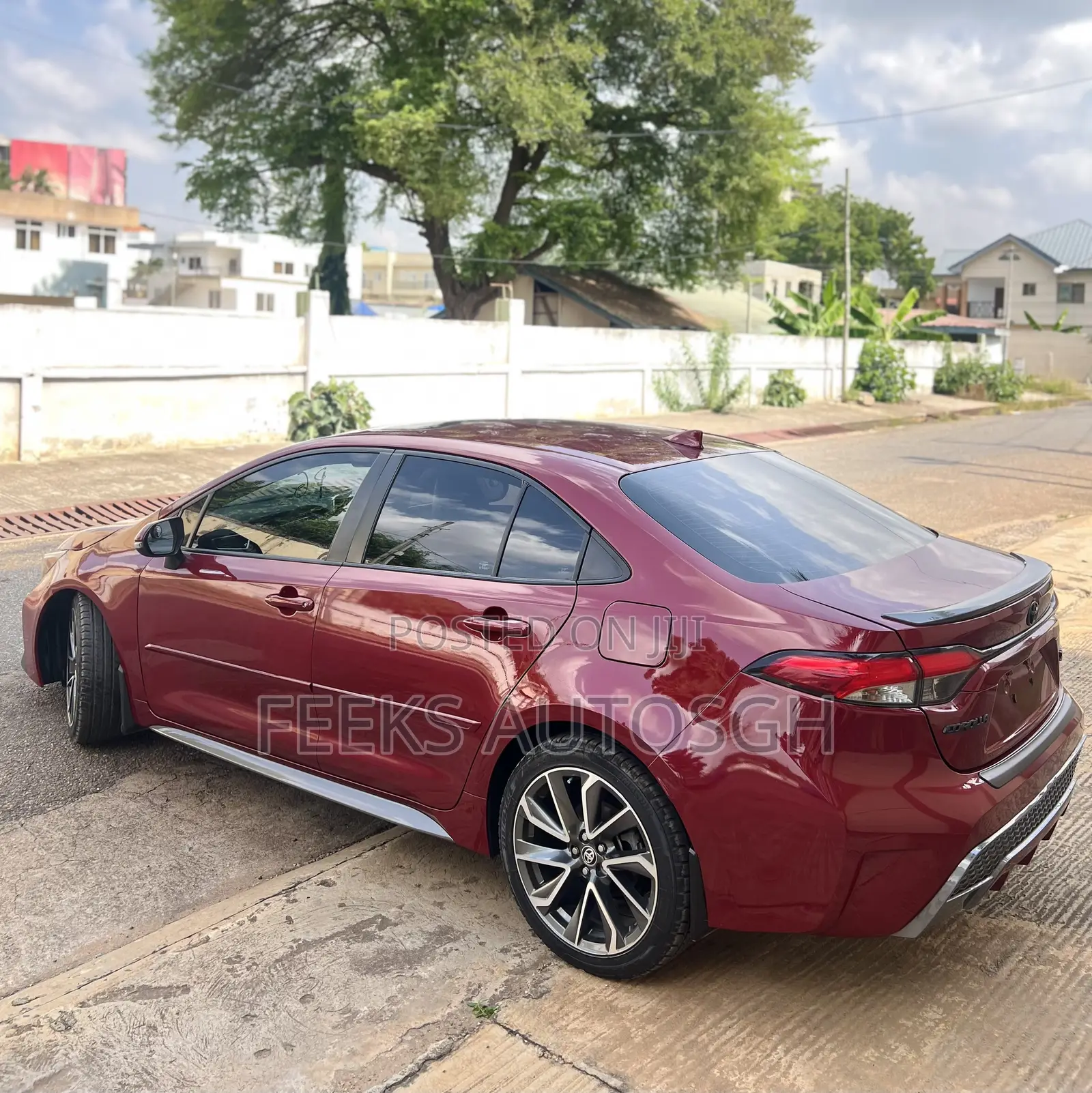 Toyota Corolla XSE 2022 Red