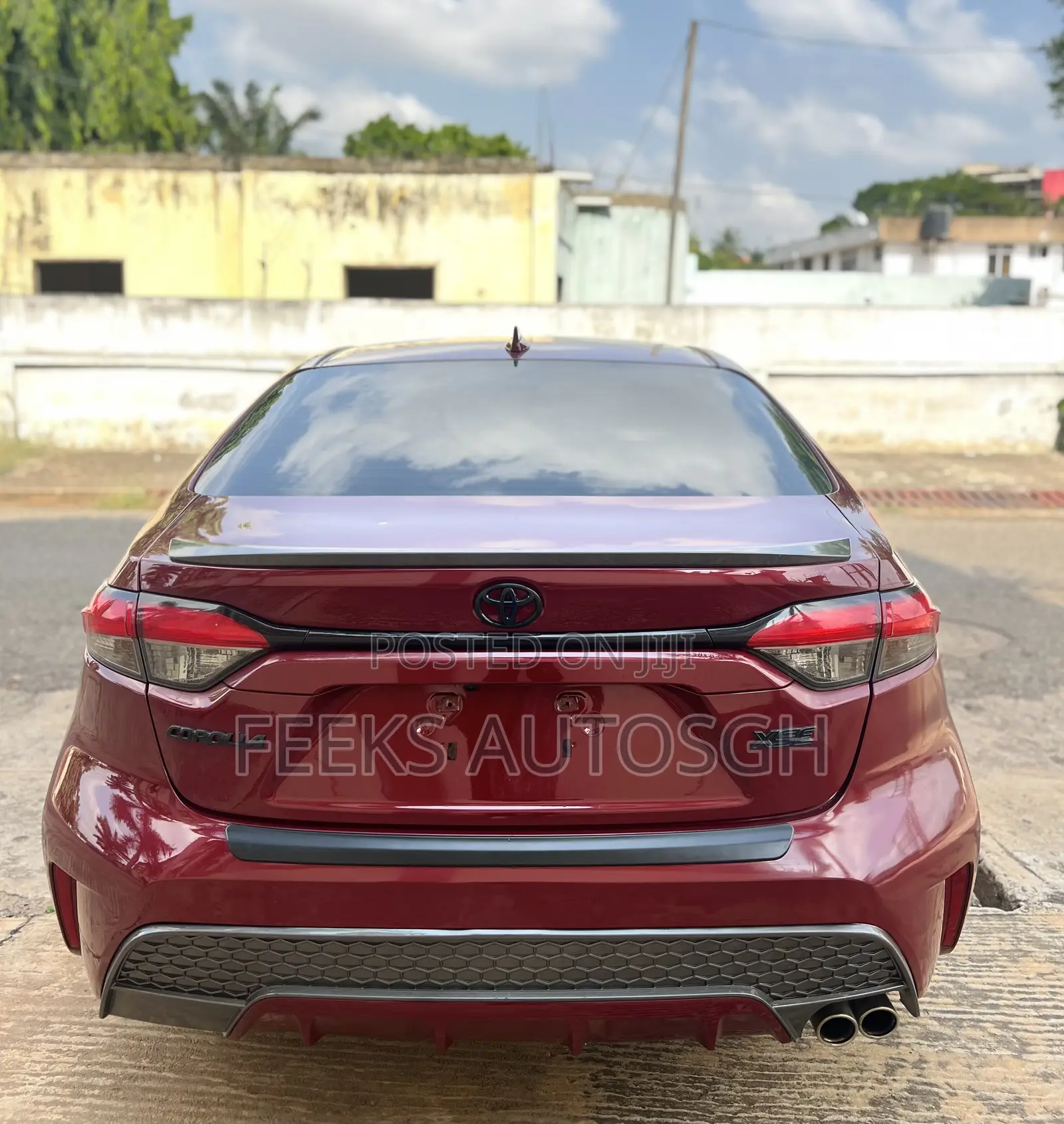Toyota Corolla XSE 2022 Red