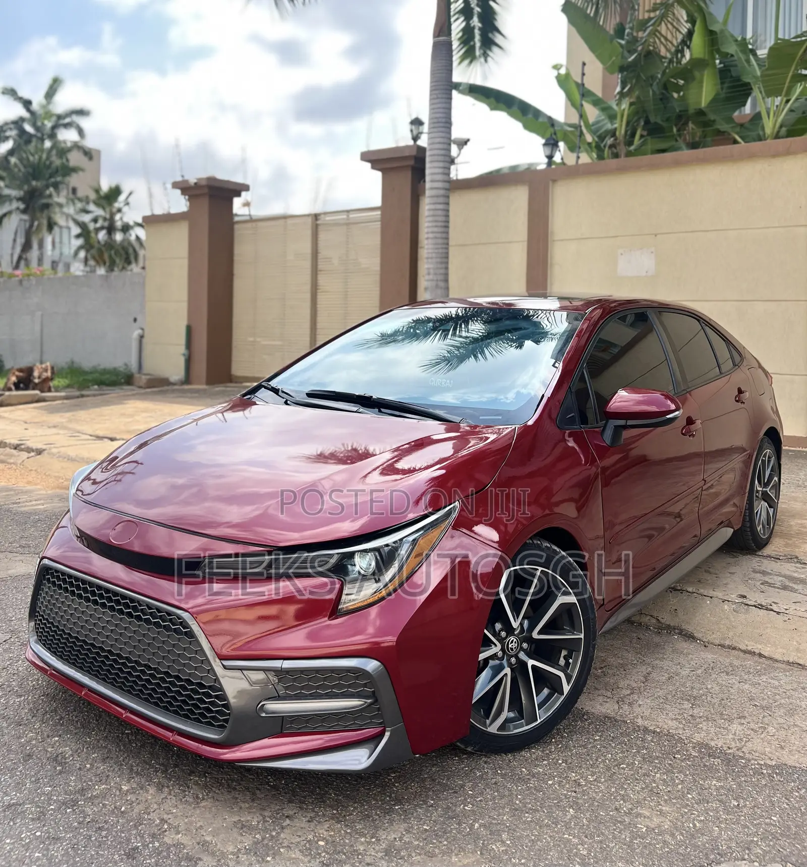 Toyota Corolla XSE 2022 Red
