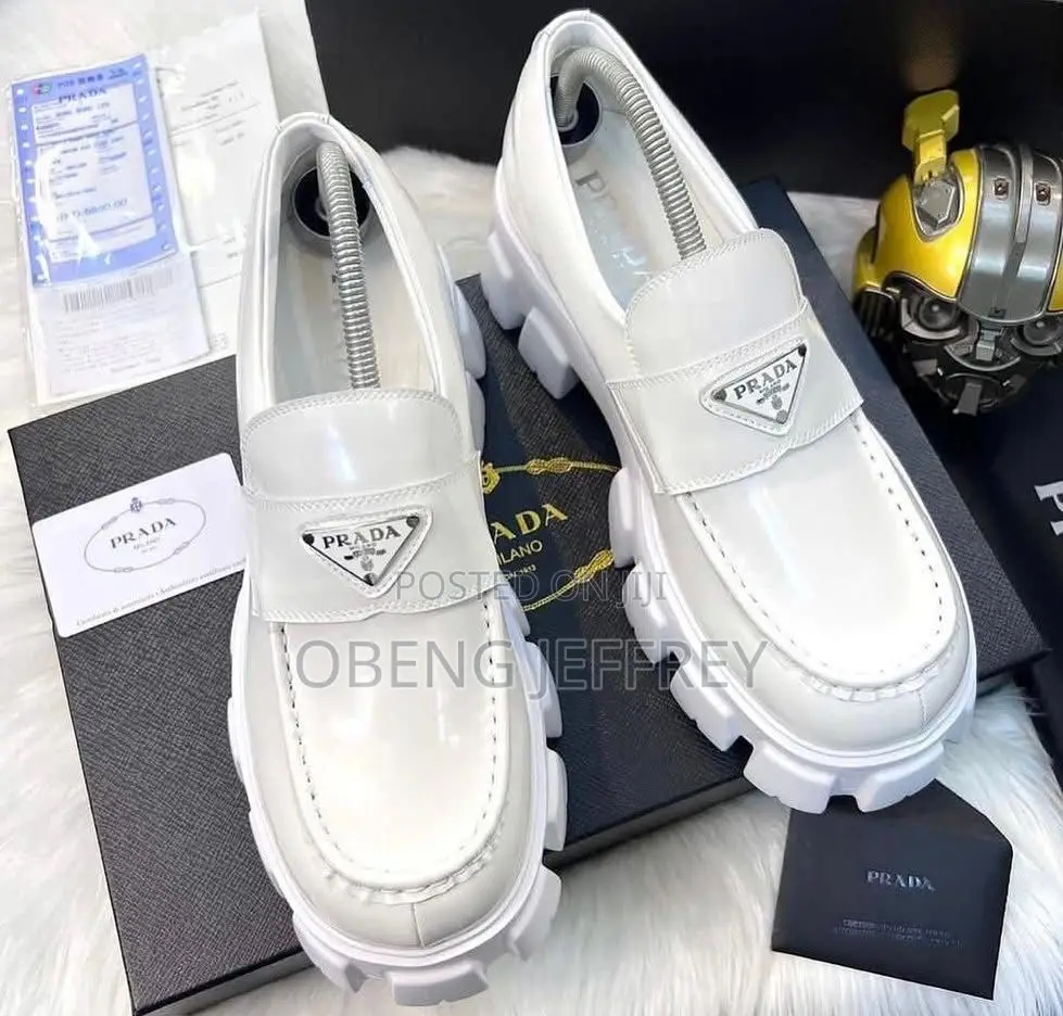 Original Prada Derby Shoe Black / White