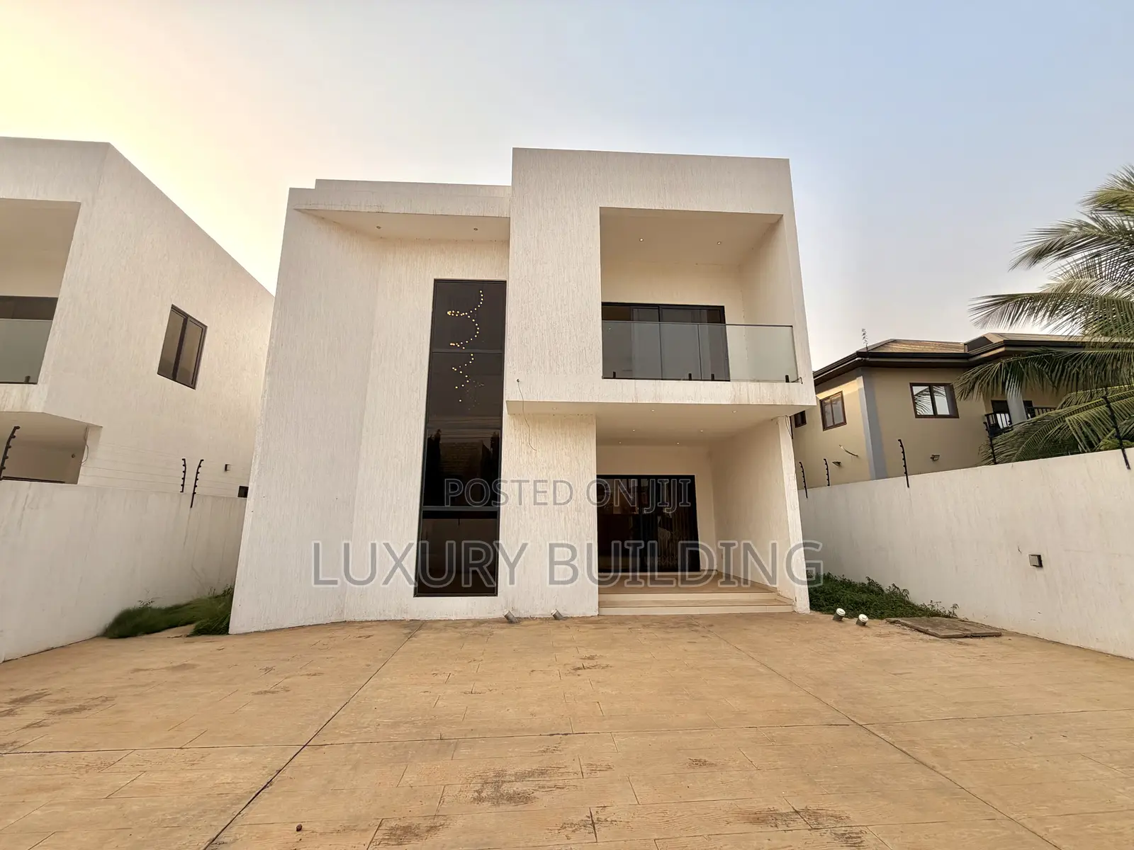 4bdrm House in East Legon Hills, School Junction for sale
