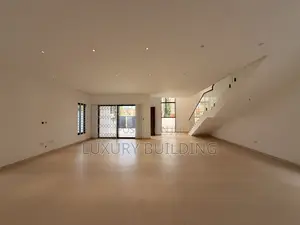 4bdrm House in East Legon Hills, School Junction for sale