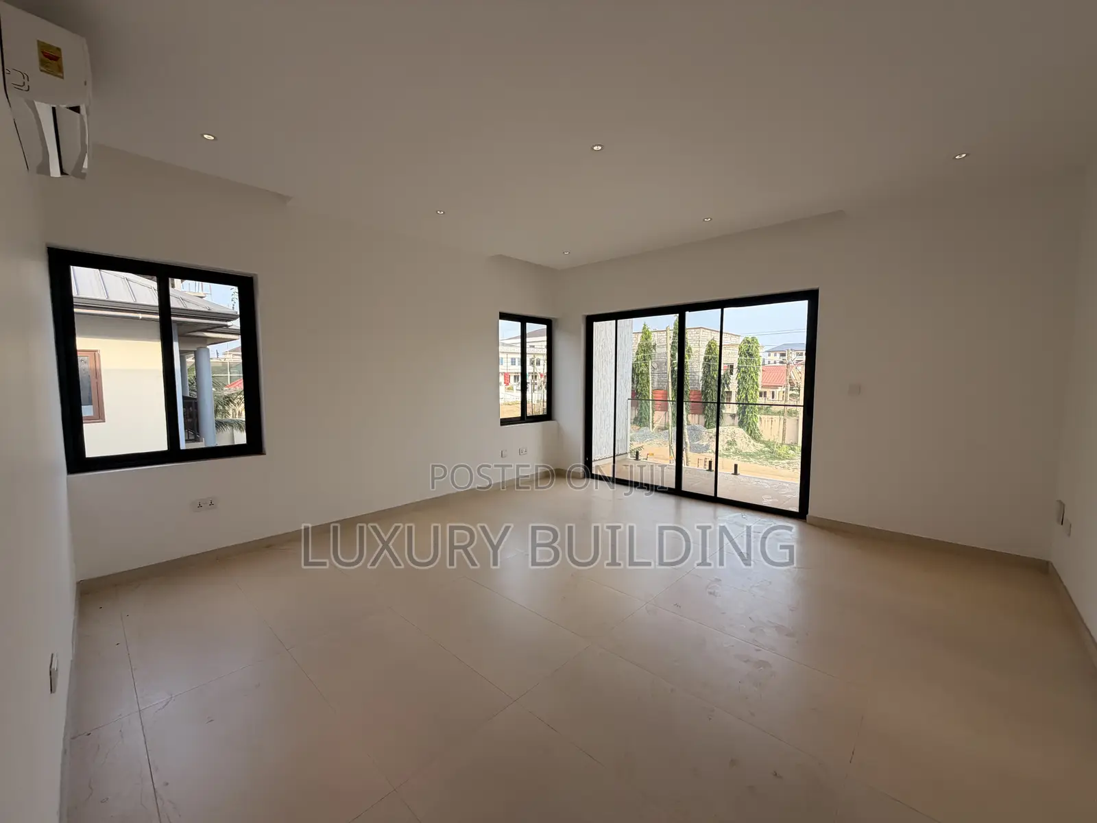 4bdrm House in East Legon Hills, School Junction for sale