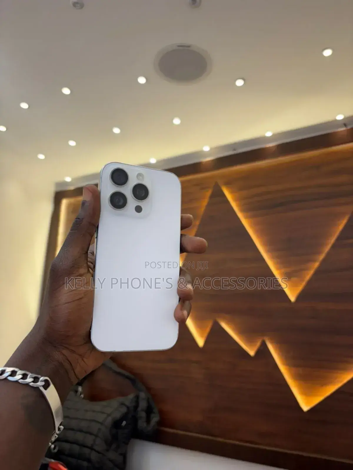 Apple iPhone 13 256 GB White