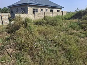 Half Plot Land