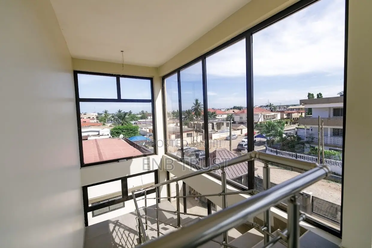 200 SQM Office Space for Rent at Dzorwulu