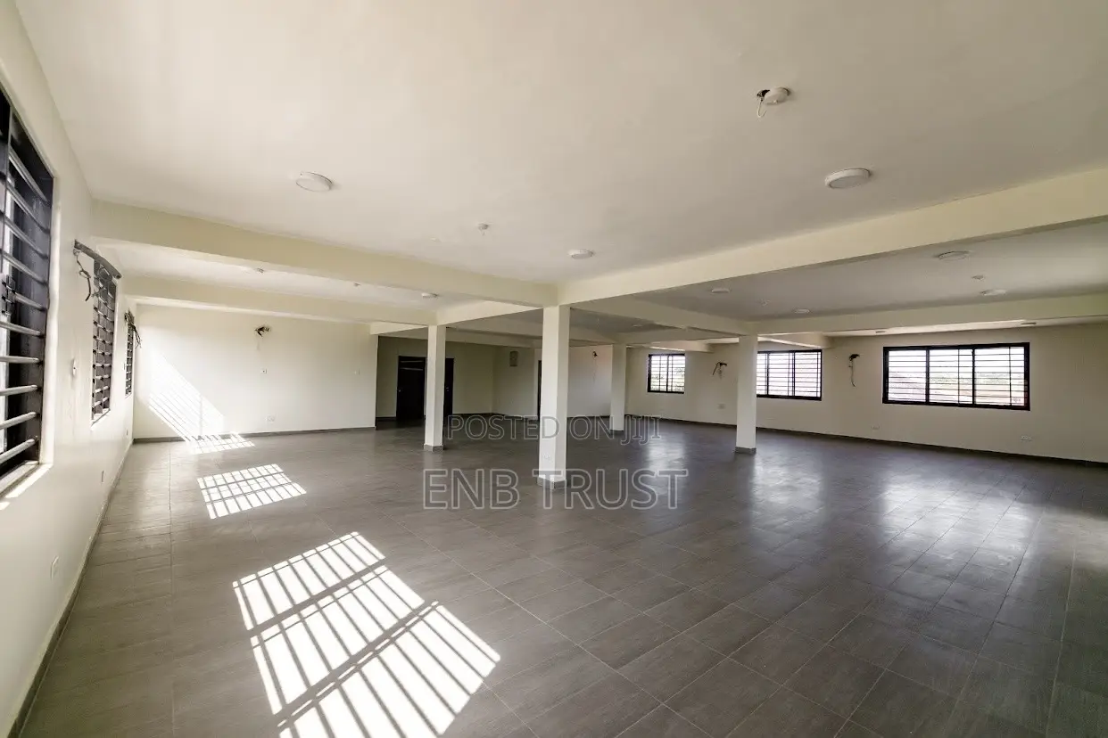 200 SQM Office Space for Rent at Dzorwulu