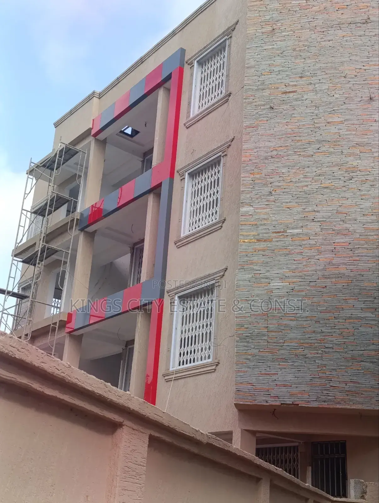 2bdrm Apartment in Gardens, Tesano for rent