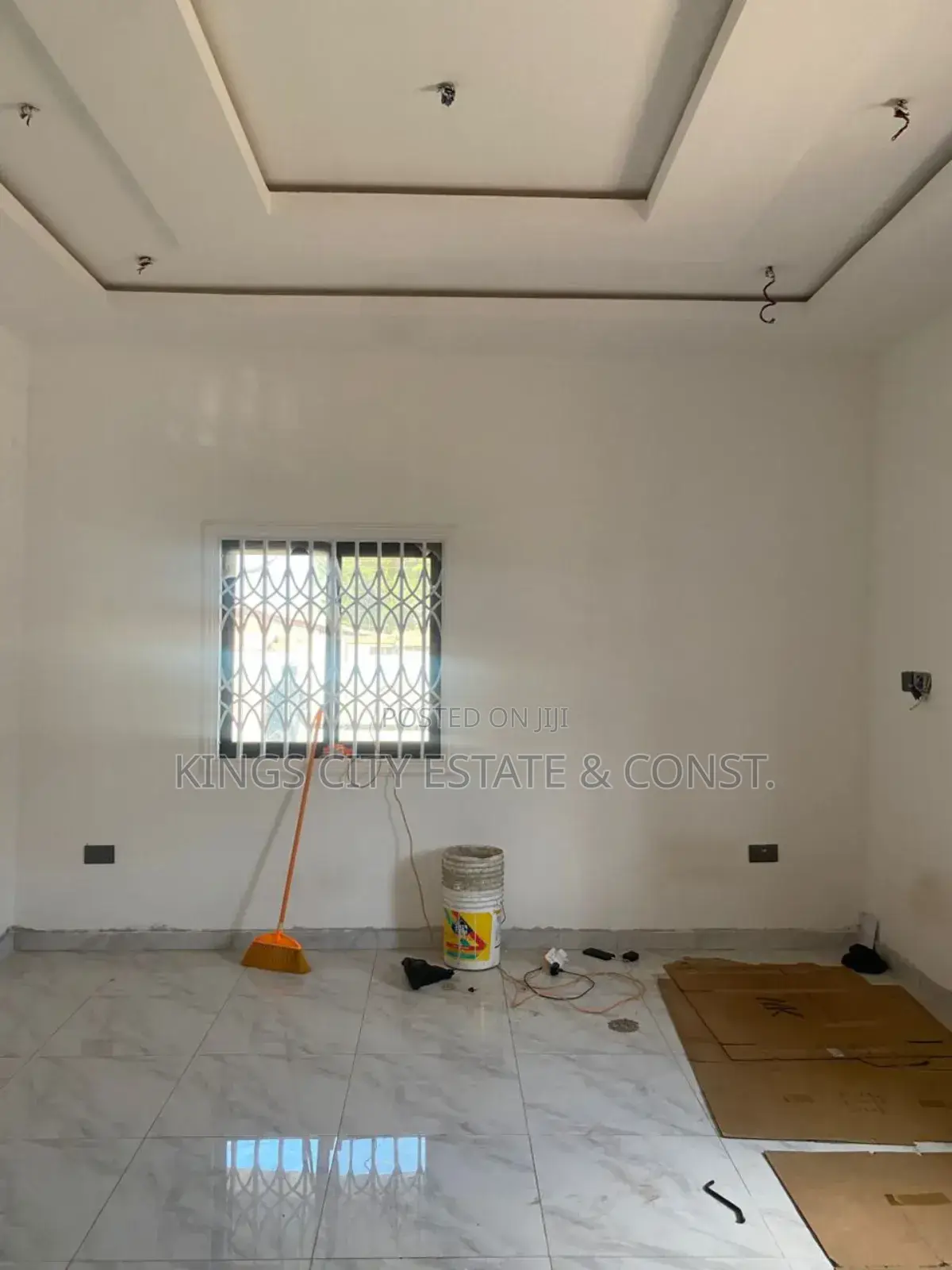 2bdrm Apartment in Gardens, Tesano for rent