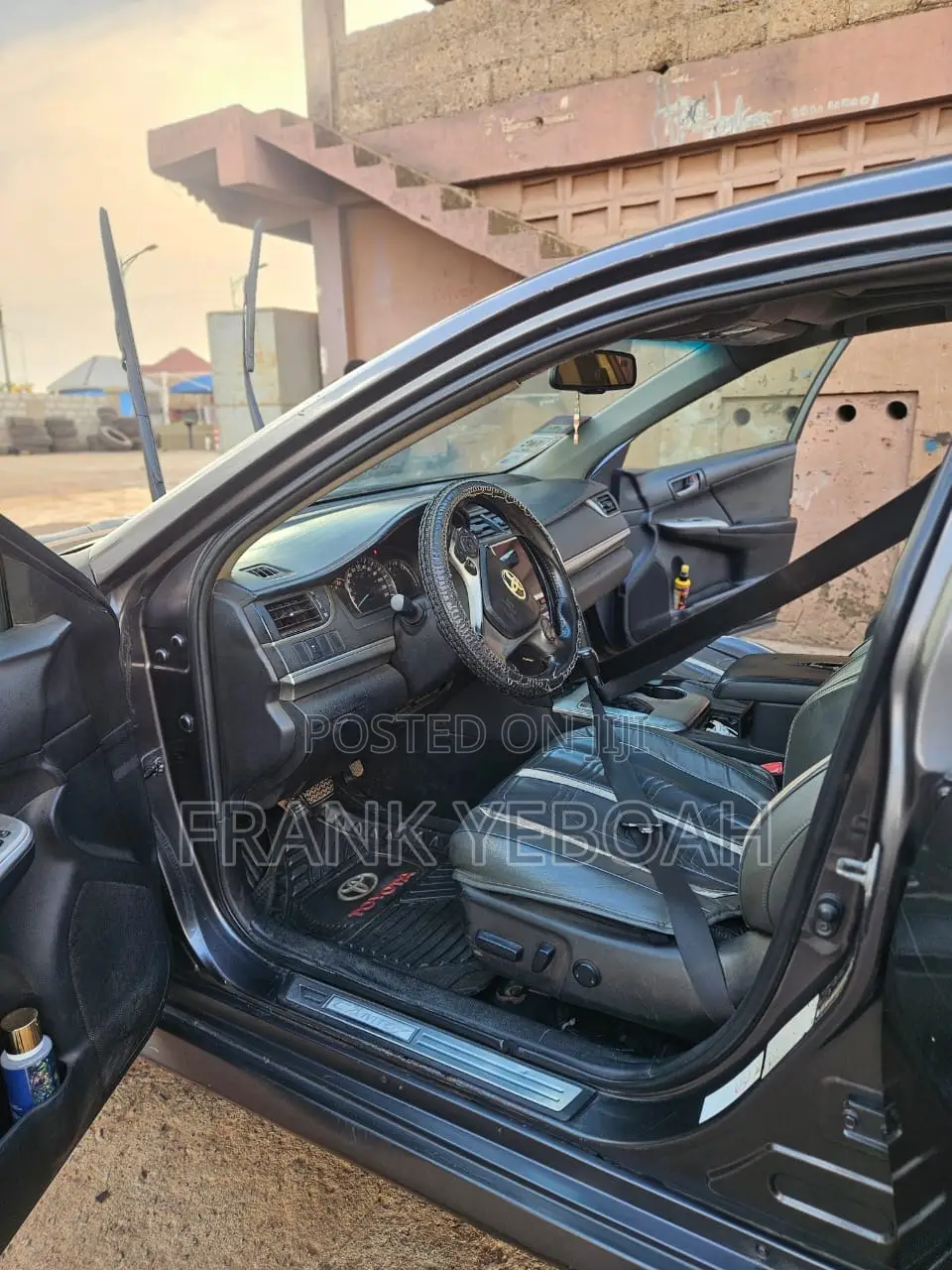 Toyota Camry L 4dr Sedan (2.5L 4cyl 6A) 2014 Gray