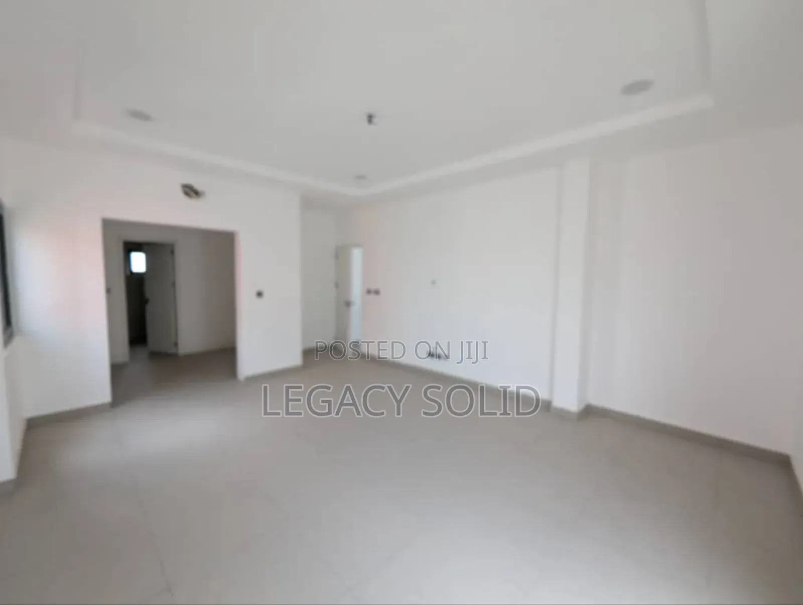 3bdrm Townhouse/Terrace in Legacy Solid Real, The Mall for sale