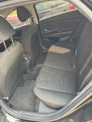 Hyundai Elantra 2022 Black