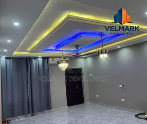 5bdrm House in Adade, Kasoa for sale