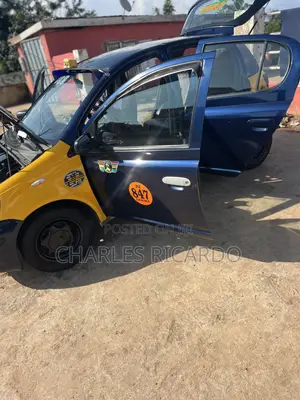Toyota Yaris 1.0 2004 Blue