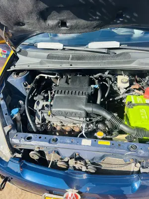 Toyota Yaris 1.0 2004 Blue