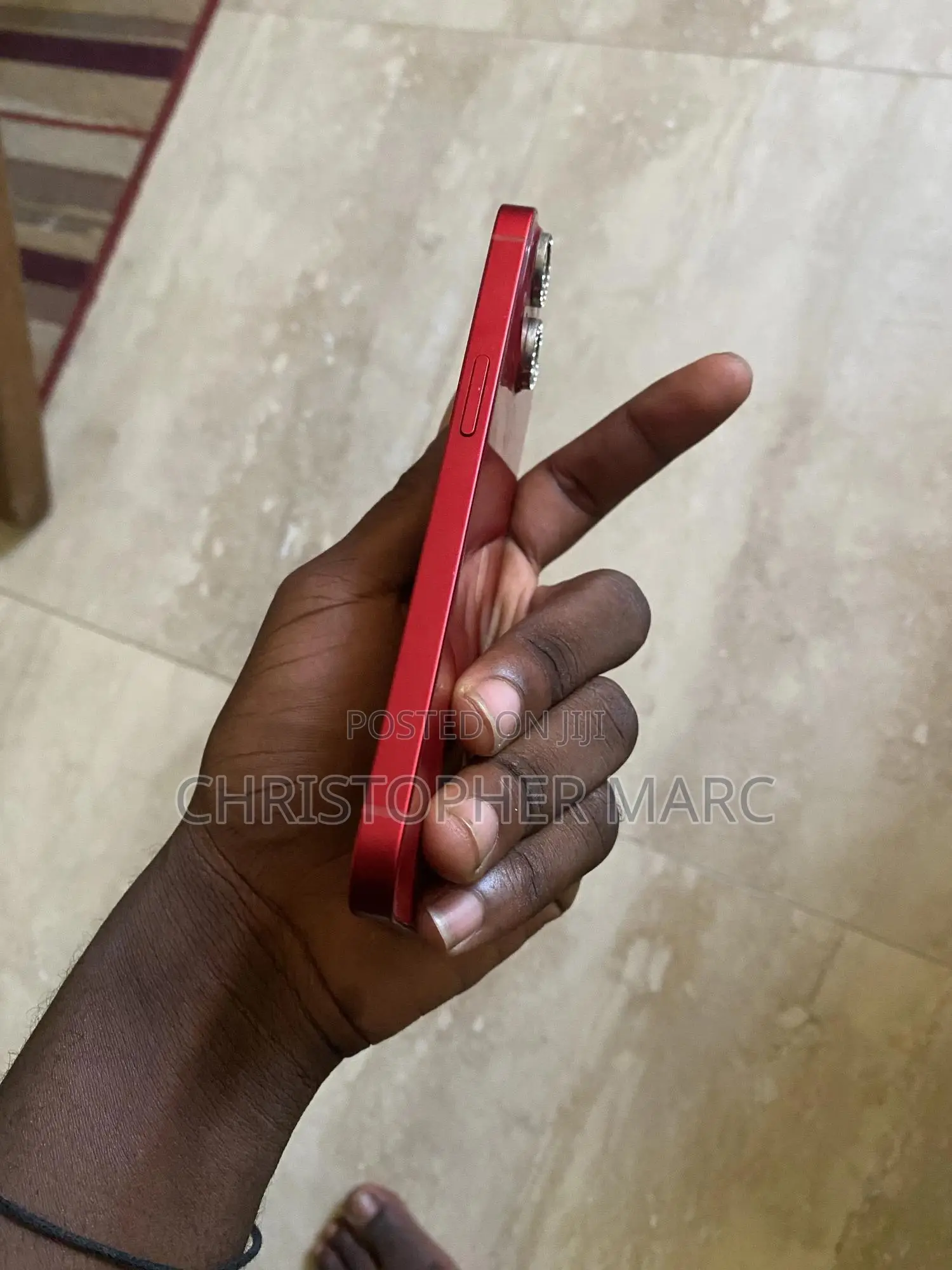 Apple iPhone 13 128 GB Red