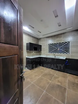 3bdrm Apartment in Broadcasting, Weija for rent