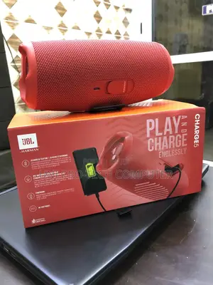 JBL Charge 5