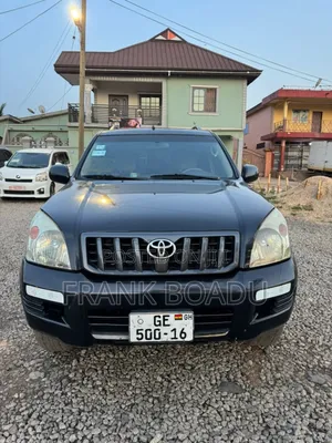 Toyota Land Cruiser Prado 2010 Black