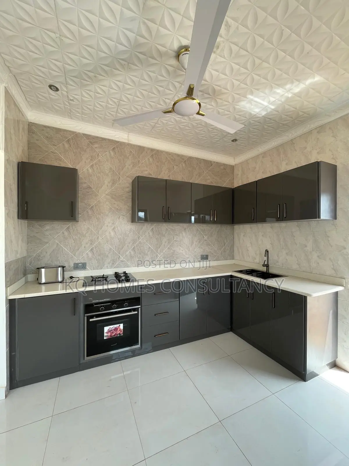 2bdrm House in Oyerifa, Oyarifa for sale
