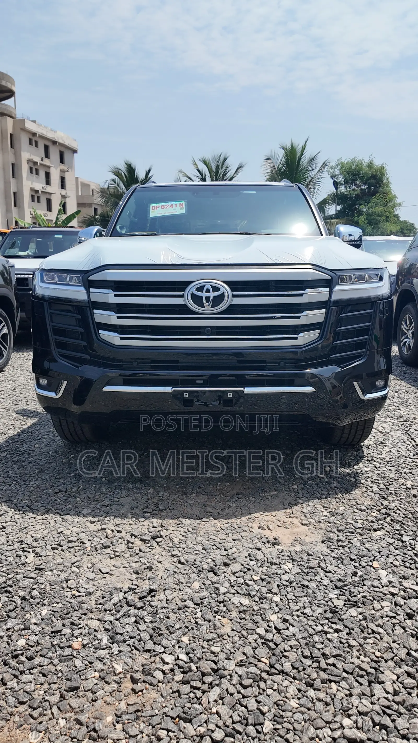 New Toyota Land Cruiser LC300 2025 Black