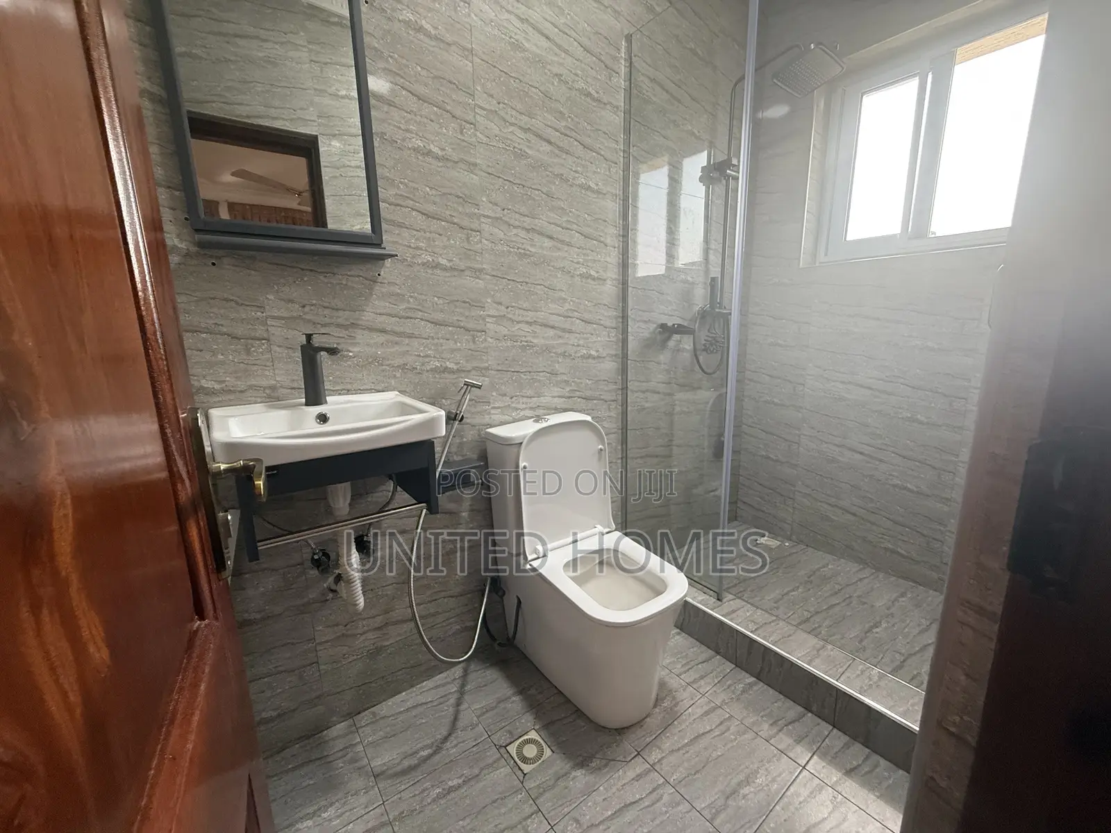 Furnished 2bdrm Apartment in Osu for rent