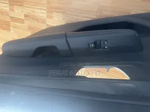 2023-2025 Honda CRV Front Right Passenger Side Door Trim Panel