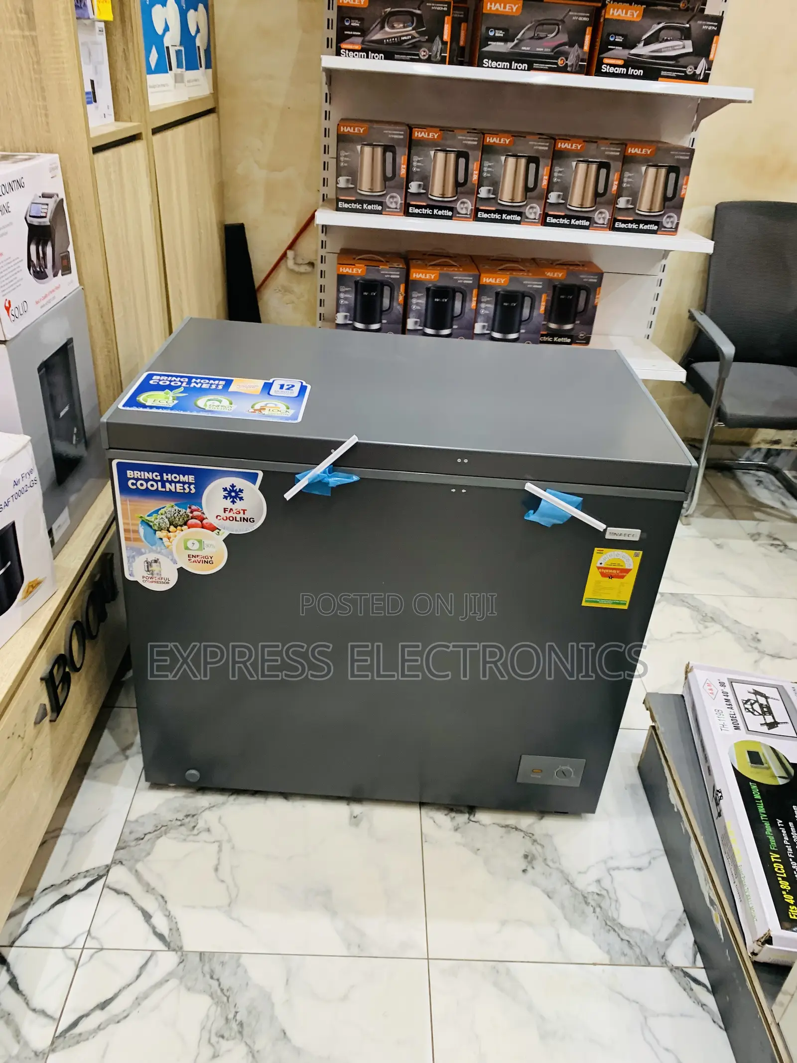 Hot  Deals on Nasco-Nas300 Nasco Freezer 250ltr Net Silver Lock Key