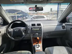 Toyota Corolla 1.8 Exclusive Automatic 2009 Gray