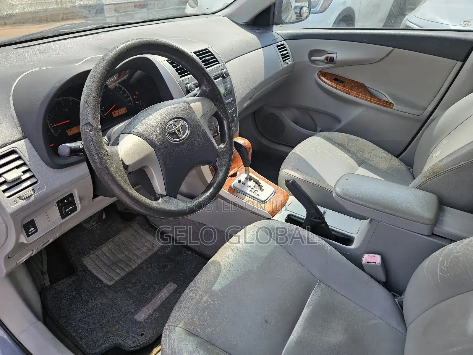 Toyota Corolla 1.8 Exclusive Automatic 2009 Gray