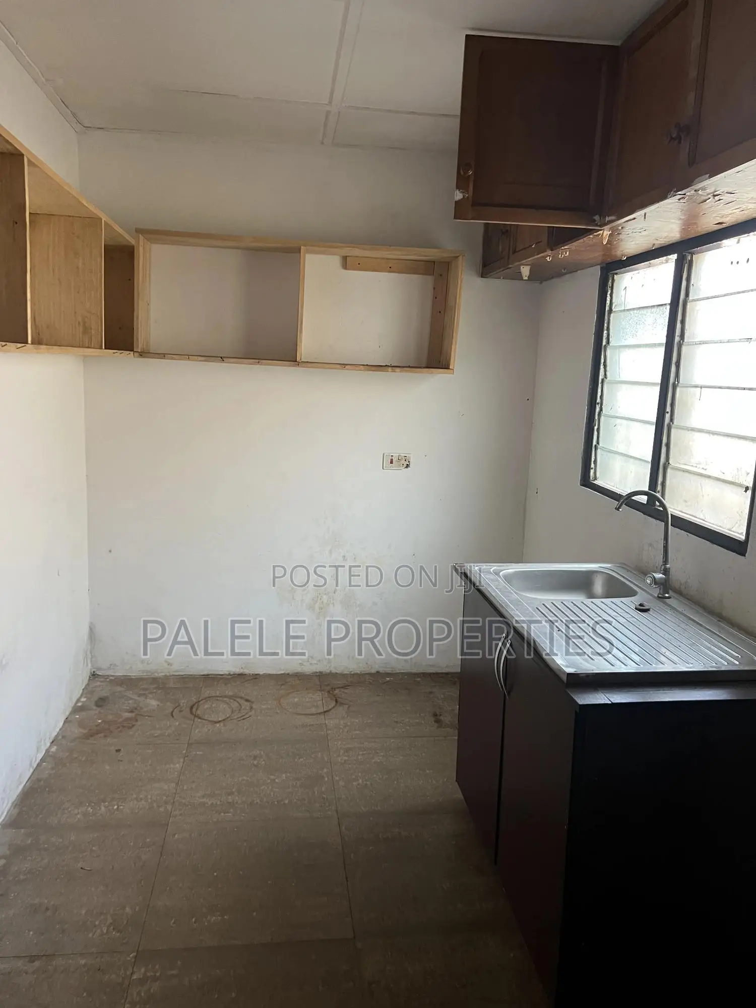 1bdrm House in Exhibition, Accra Metropolitan for rent