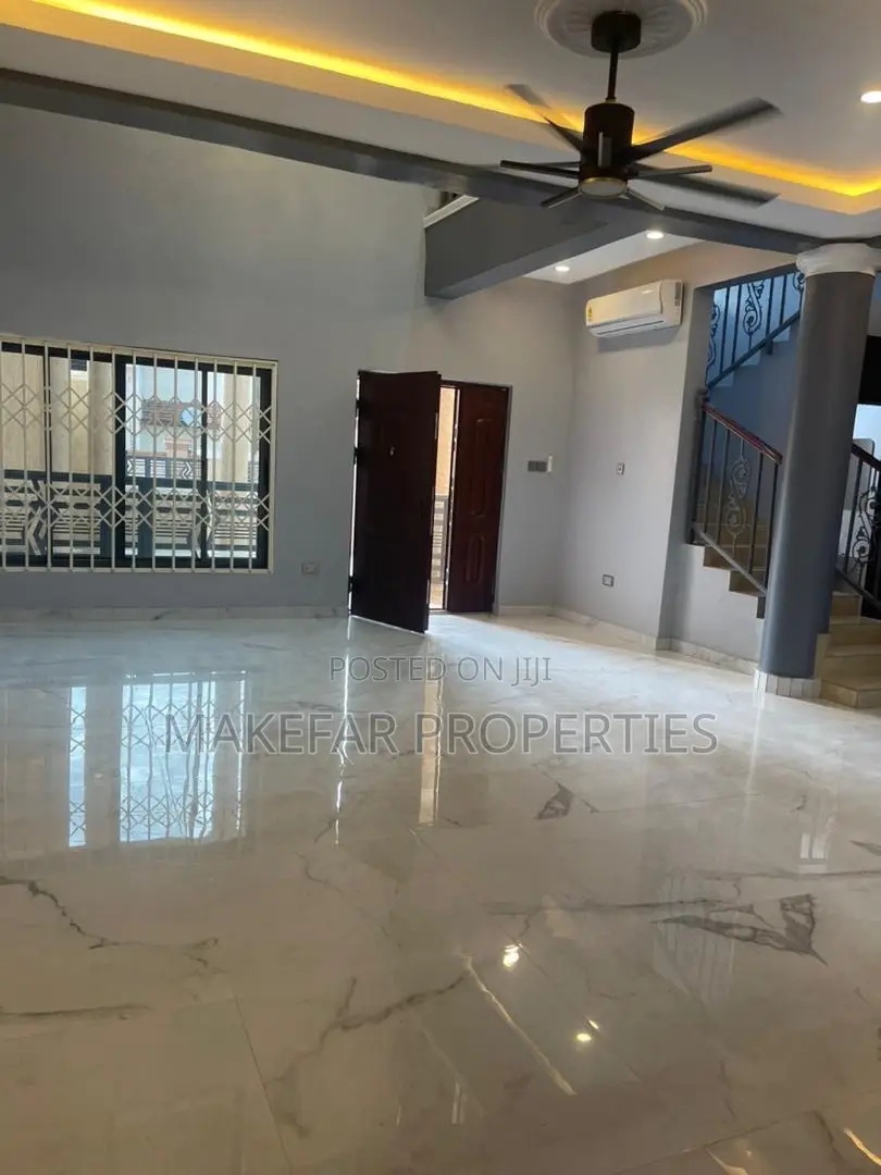 4bdrm House in School Junction for rent