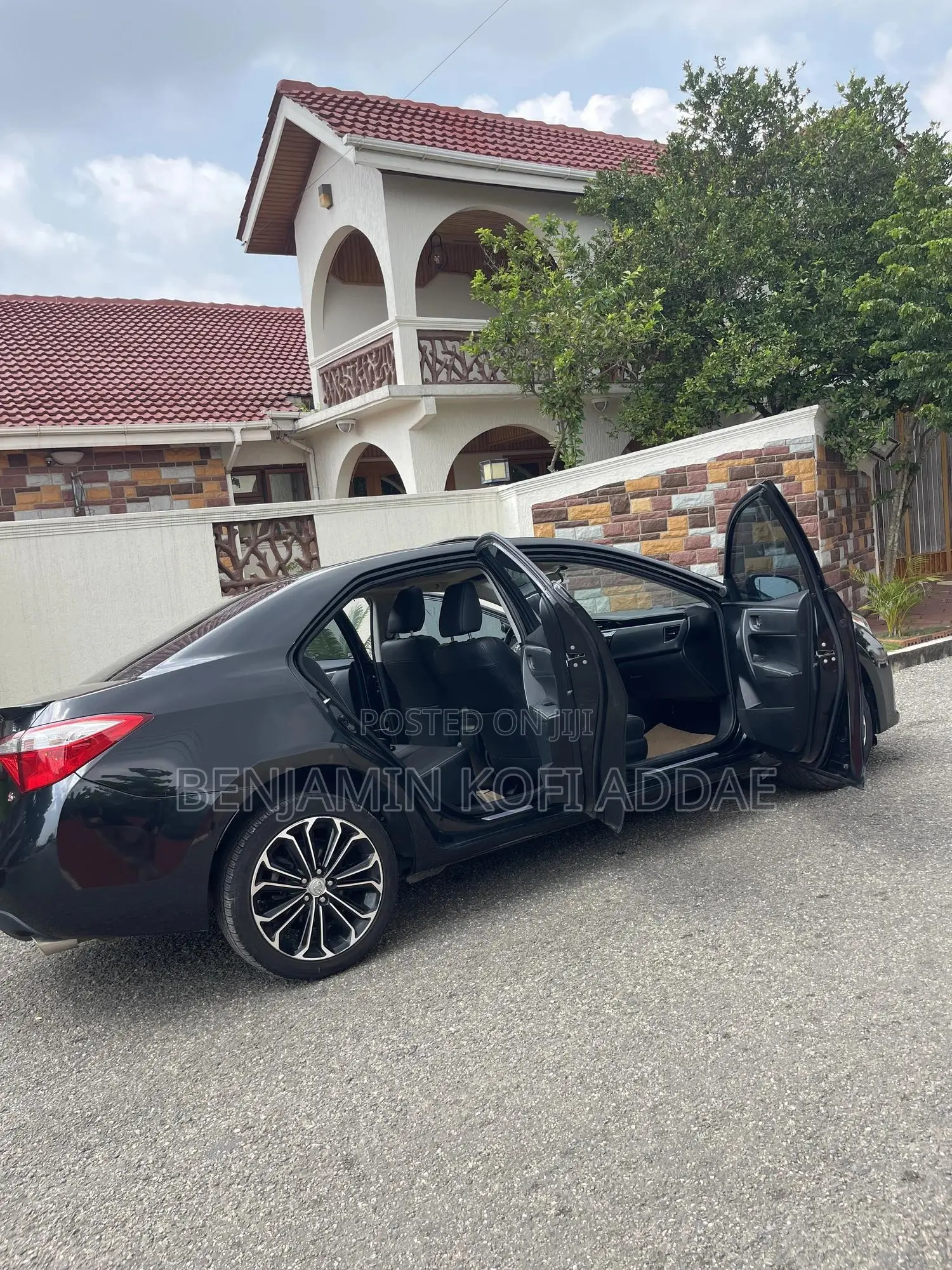 Toyota Corolla S Premium 4dr Sedan (1.8L 4cyl CVT) 2015 Black