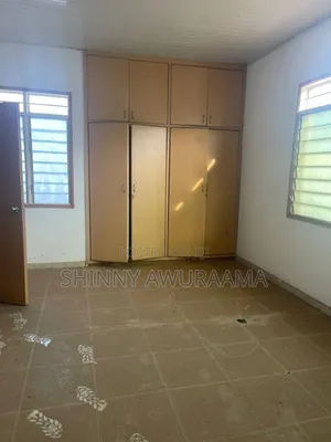 4bdrm House in Emefs Estate, Afienya for sale