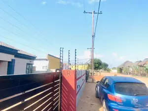 Electric Fence Installation