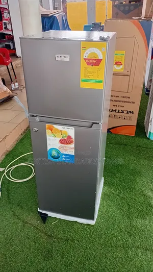 Low Power Consumption 136l Fridge Westpool Strong Cooling at Fridge