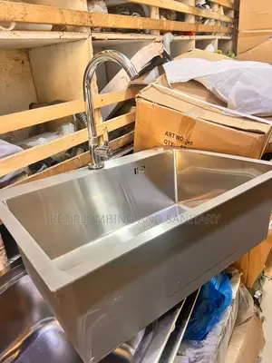 Single Armless Sink