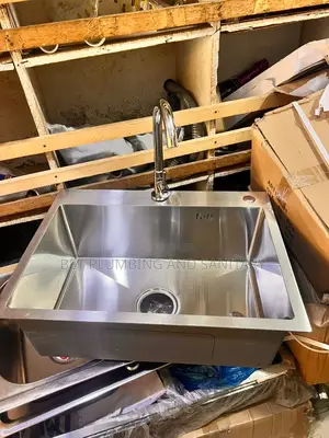 Single Armless Sink