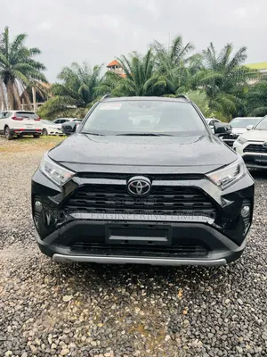 Toyota RAV4 LE 2022 Black