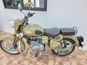 Motorcycle 2022 Green