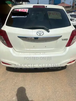 Toyota Yaris L Hatchback 5dr 2013 White