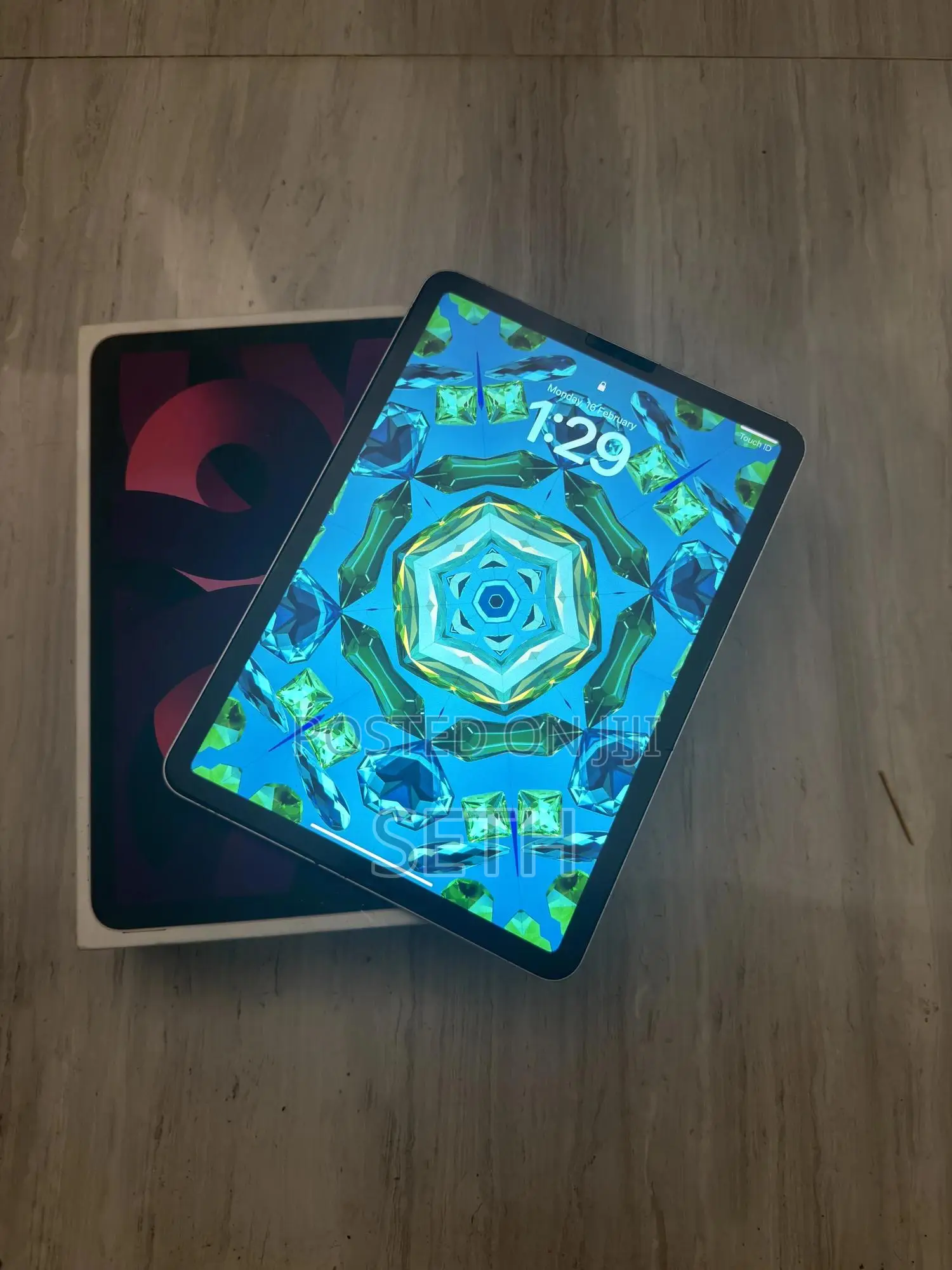 Apple iPad Air 64 GB Pink