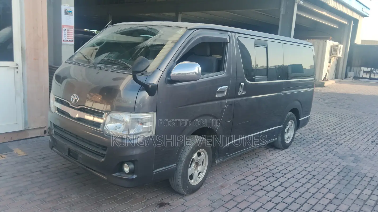 Toyota HiAce SV Premium 2013 Gray