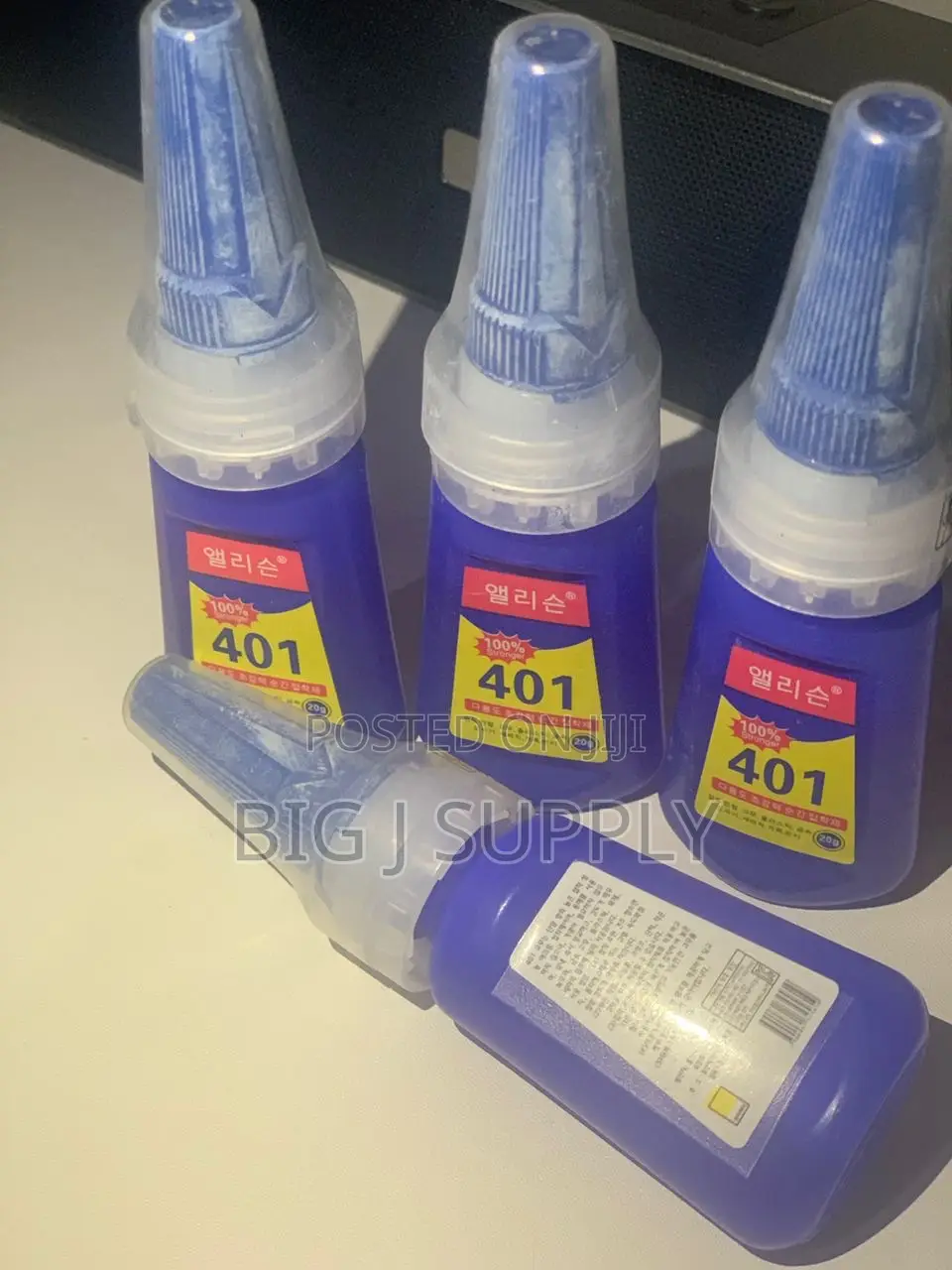 401 Nail Glue