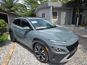 Hyundai Kona Limited 2022 Gray