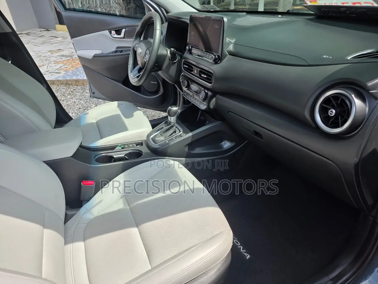 Hyundai Kona Limited 2022 Gray