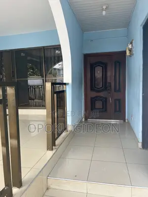 1bdrm Room & Parlour in Pentecost Junction for rent