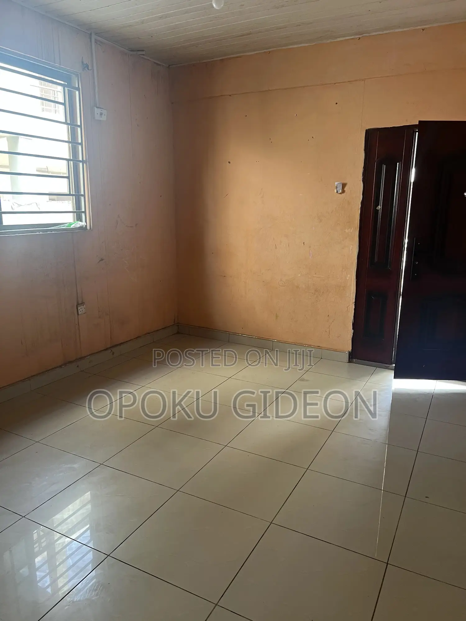 1bdrm Room & Parlour in Pentecost Junction for rent