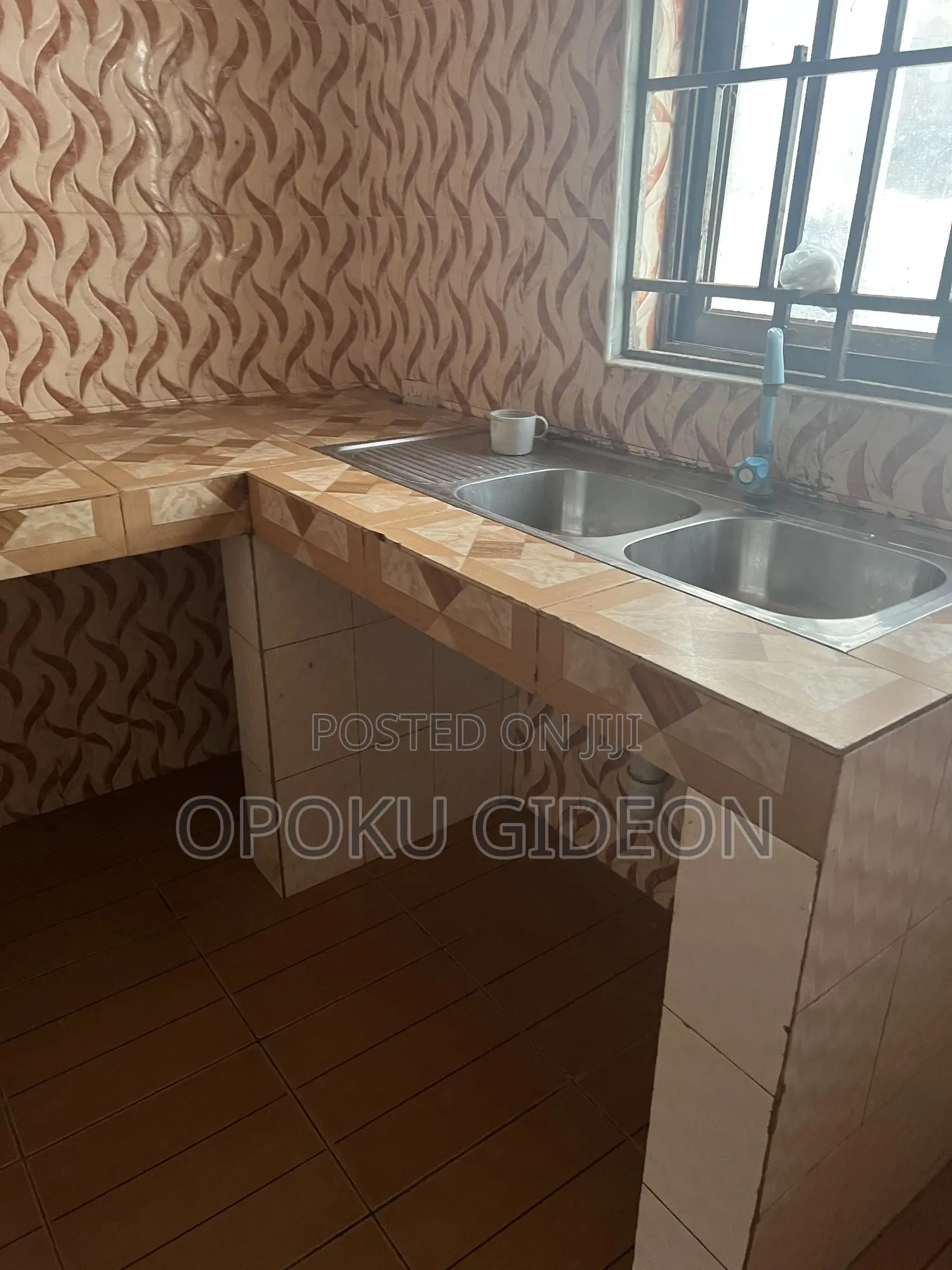 1bdrm Room & Parlour in Pentecost Junction for rent