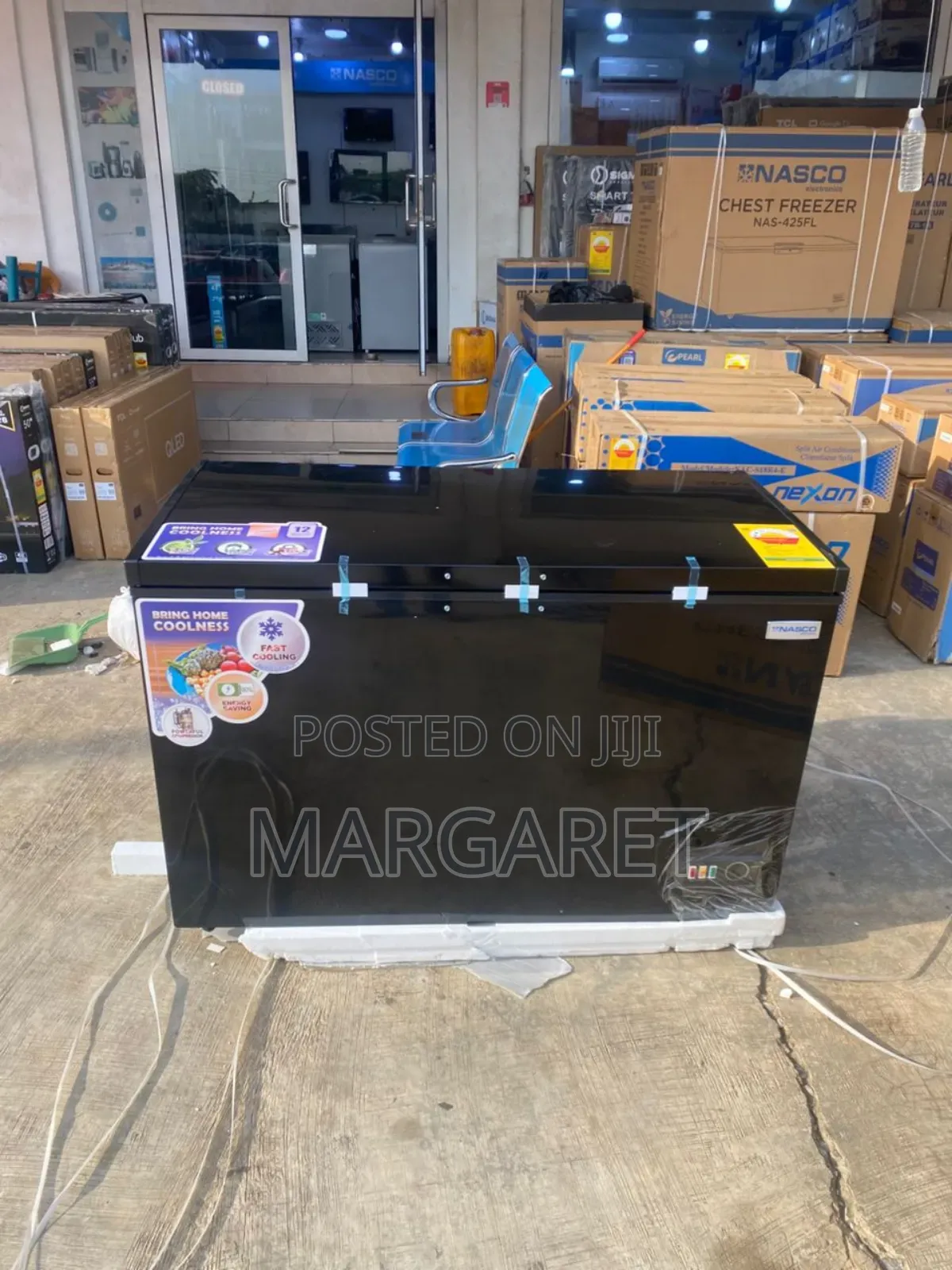 Black Beauty Nasco 400 Chest Freezer